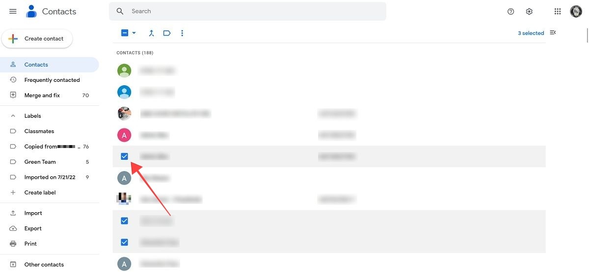 Contact selection in Google Contacts on PC. 