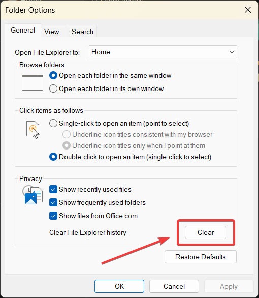 Pressing "Clear" button to remove File Explorer history in Folder Options.