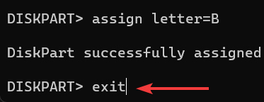 Exiting the DiskPart tool using Command Prompt.