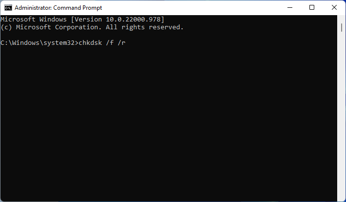 Executing chkdsk in Command Prompt.