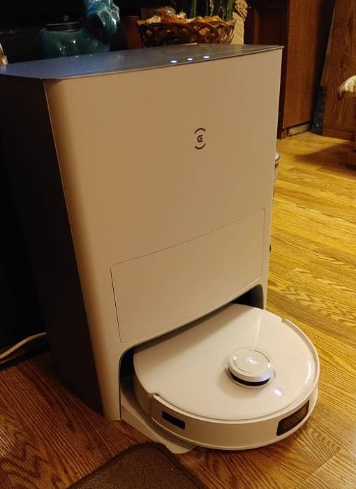 Ecovacs Deebot T10 Omni Review Overview Station