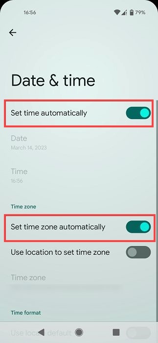 Enabling "Set time automatically" toggle on Android. 