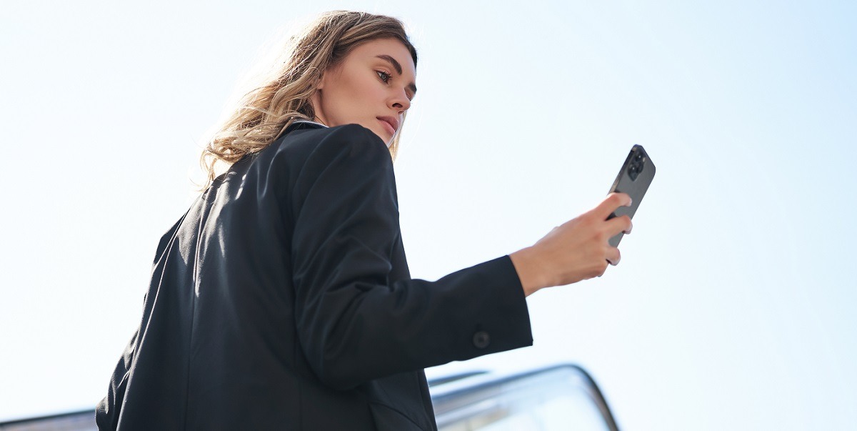 Woman calling carrier.