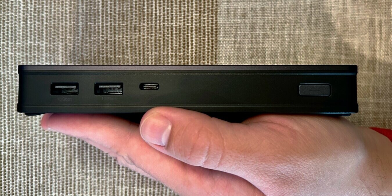 Mte Hero Ugreen In Hand Front