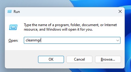 Typing "cleanmgr" in Run window.