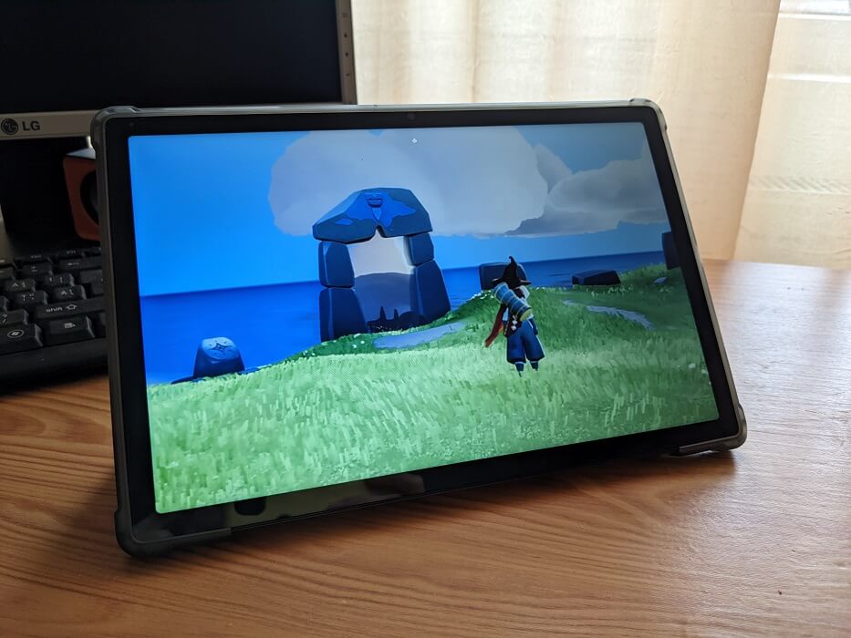 Blackview Tab 15 with loaded game.