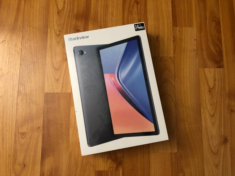 Blackview Tab 15 tablet pictured in box.