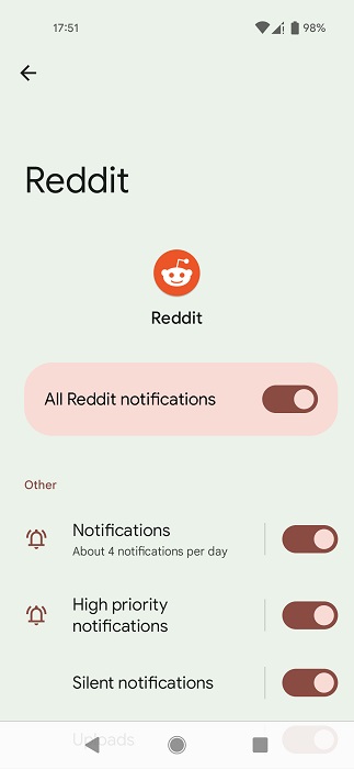 Notification options for Reddit app. 
