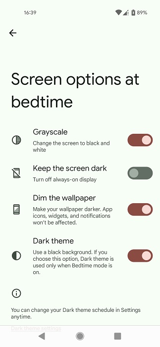 "Screen options at bedtime" view in Digital Wellbeing section. 
