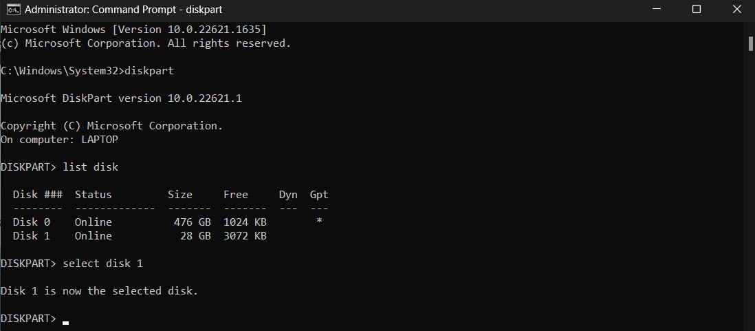 Selecting disk in Command Prompt.