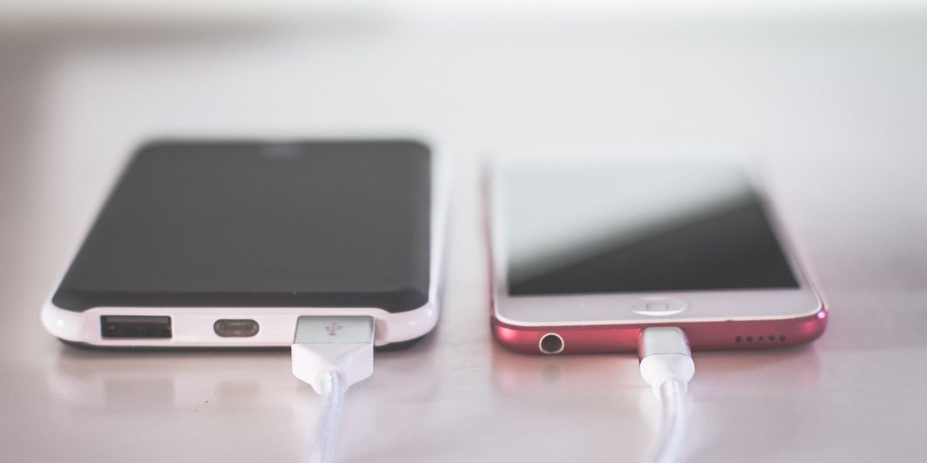 Top 6 Charging Stations for Multiple Devices