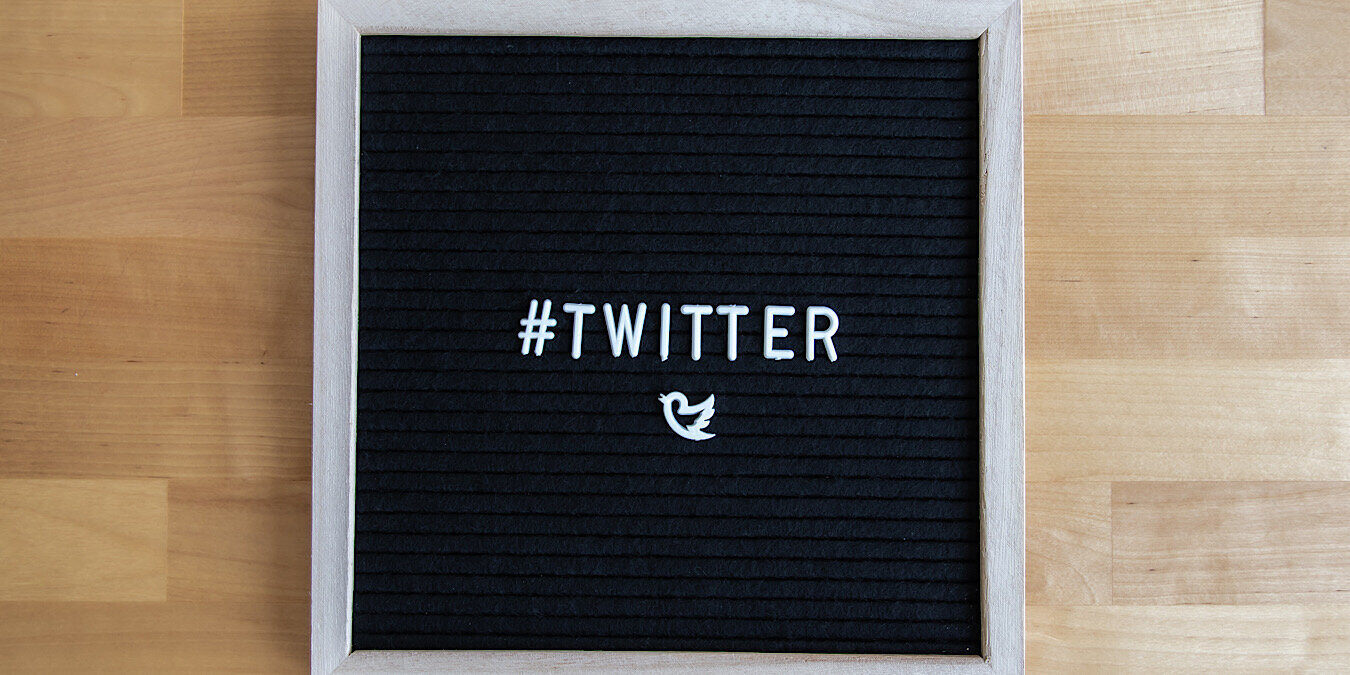 Elon Musk Out Twitter Featured2