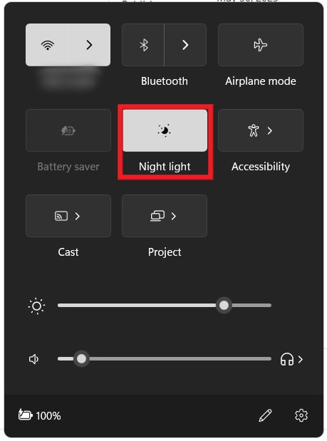 Switching on "Night Light" toggle in Action Center.