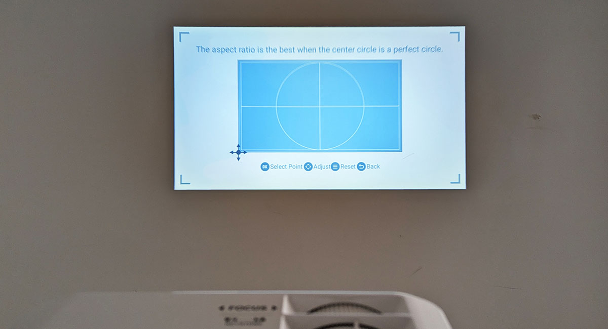 Auking Projector Image Adjustments
