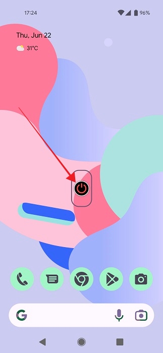 Tapping on widget button to enable flashlight.