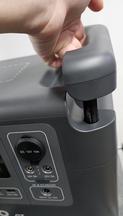 Deeno X1500 Portable Power Station Review Handle