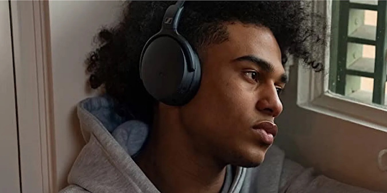 Sennheiser Wireless Headphones Featured