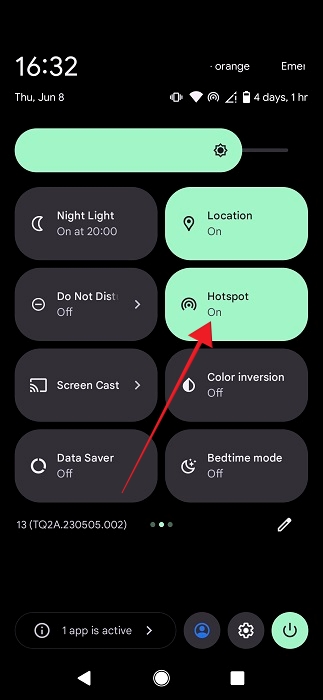 Turning hotspot on via Quick Toggle on Android. 
