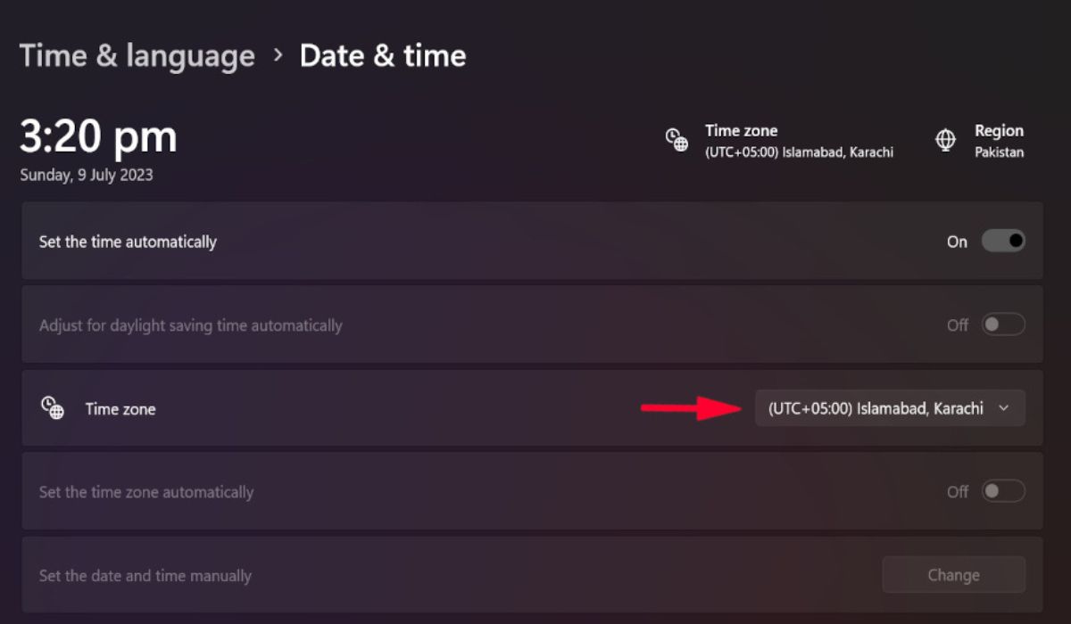 Setting time zone in the "Date & Time" section.