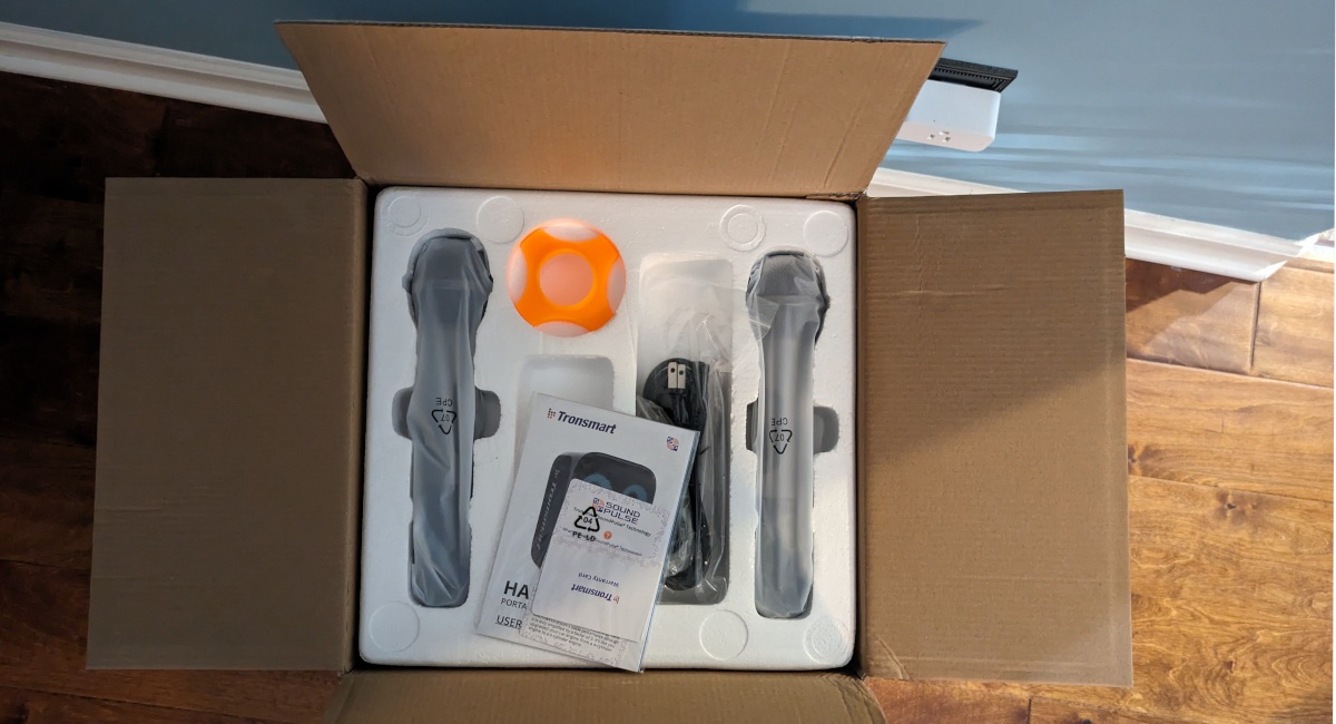 Tronsmart Halo 200 Karaoke Party Speaker Opening