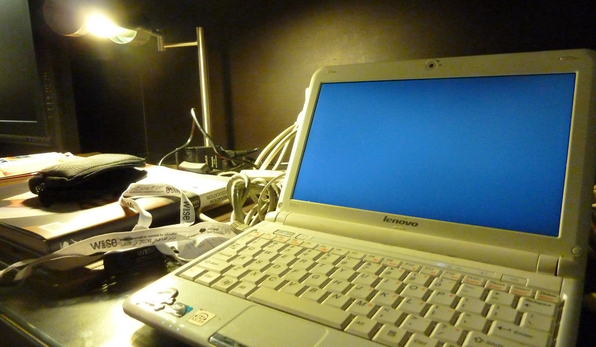 Use Old Computer Digital Photo Frame