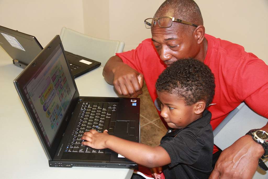 Use Old Computer Kids Seniors