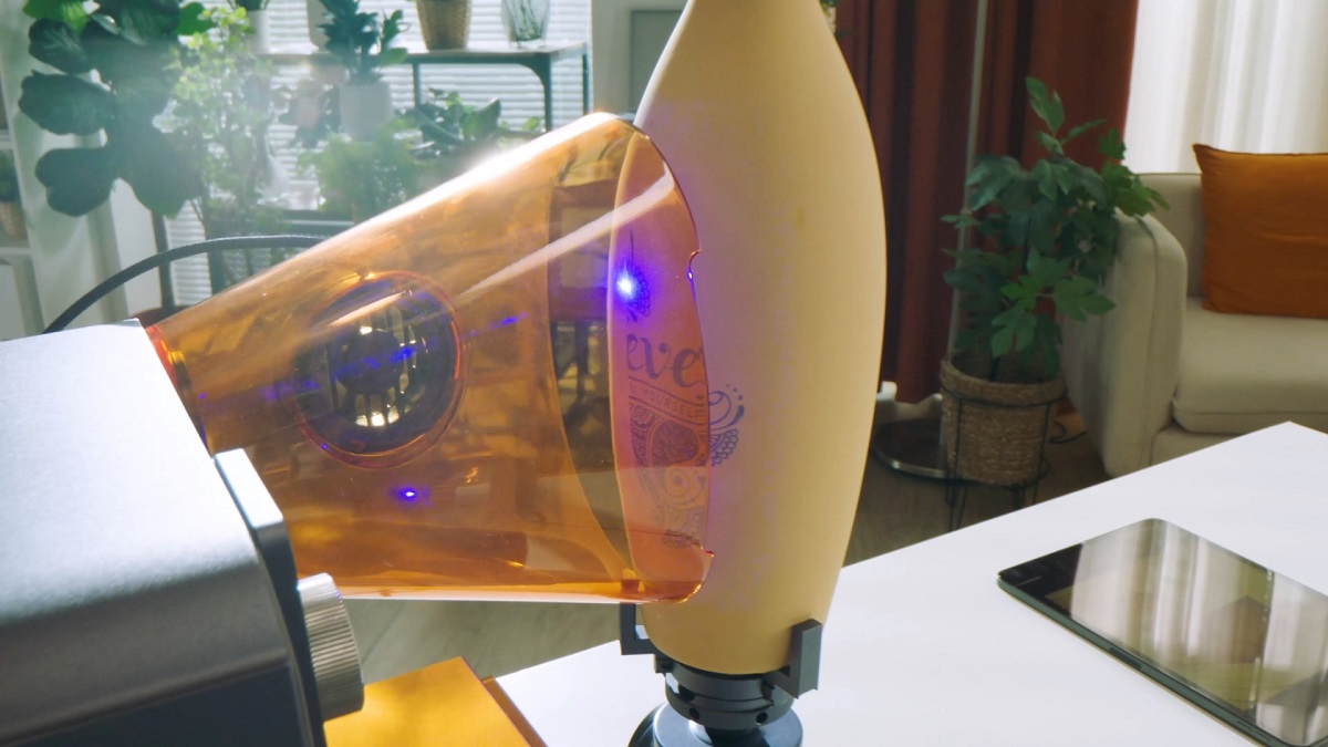 Laserpecker 4 engraving at an angle. 