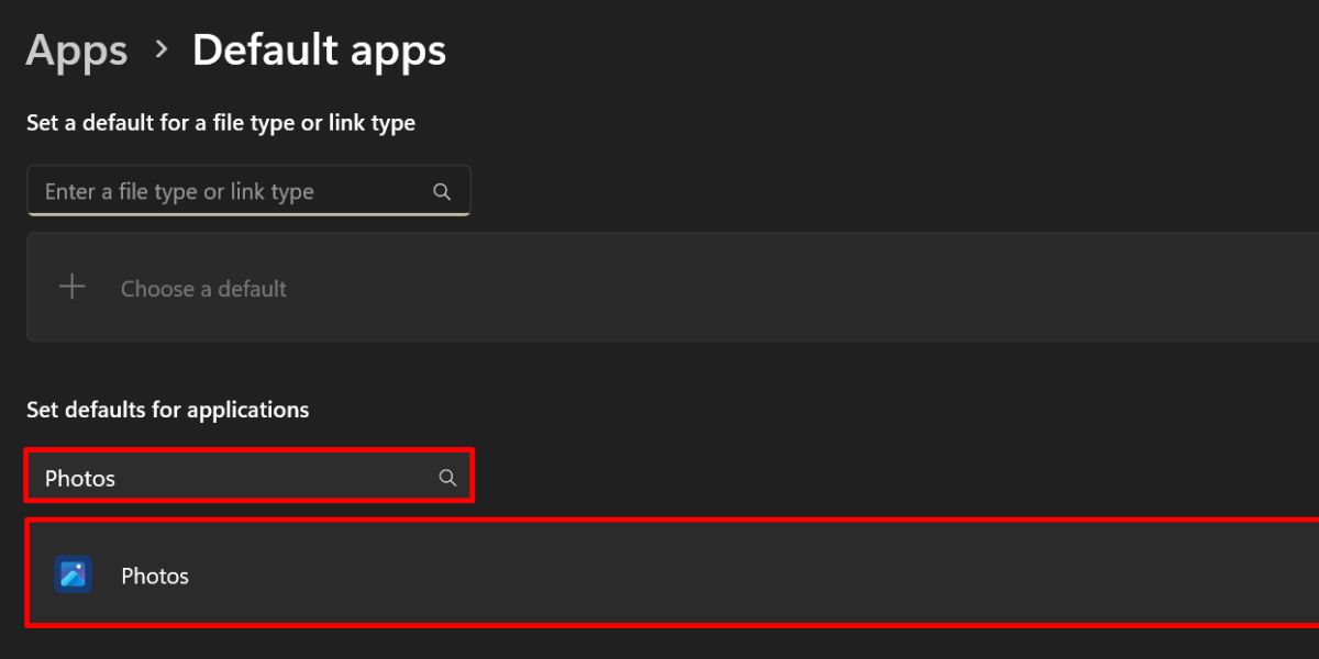 Finding Photos app under Default apps in Settings.