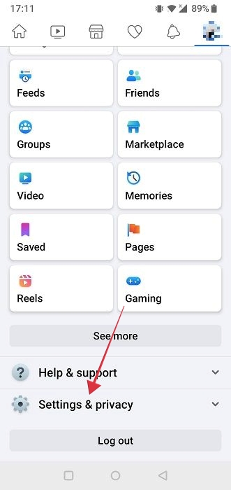 Tapping on "Settings & privacy" option in Facebook app for Android. 