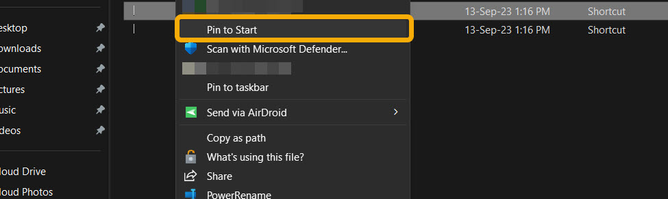 Selecting "Pin to Start" option from folder context menu. 