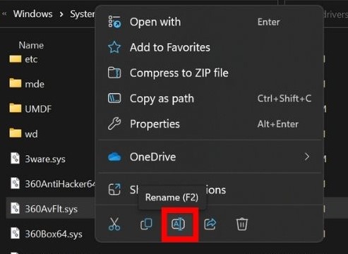 Right-clicking faulty driver in File Explorer to bring up context menu. 