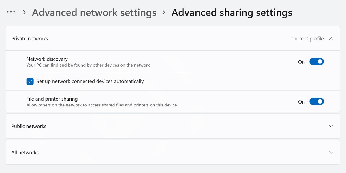 "Advanced sharing settings" in the Windows Settings app.