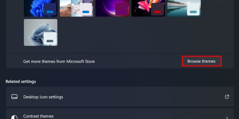 Clicking "Browse themes" button to browse preset Windows themes on Microsoft Store.