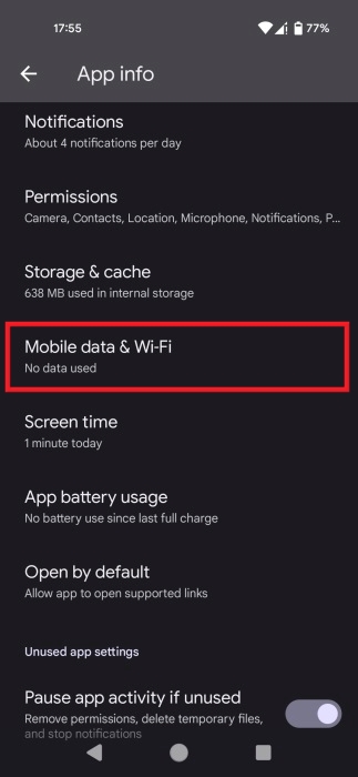 Selecting "Mobile data & Wi-Fi" in Android Settings.