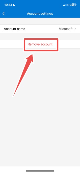 Tapping on "Remove account" button in Microsoft Authenticator app for iOS.
