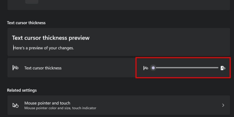 Adjusting the thickness of text cursors on Windows.