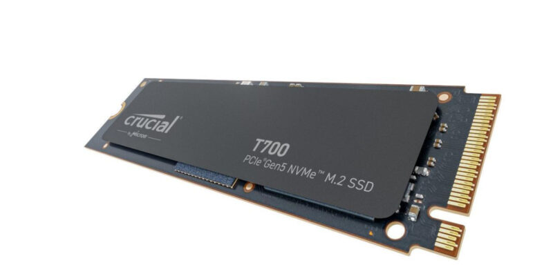 Crucial T700 SSD side view