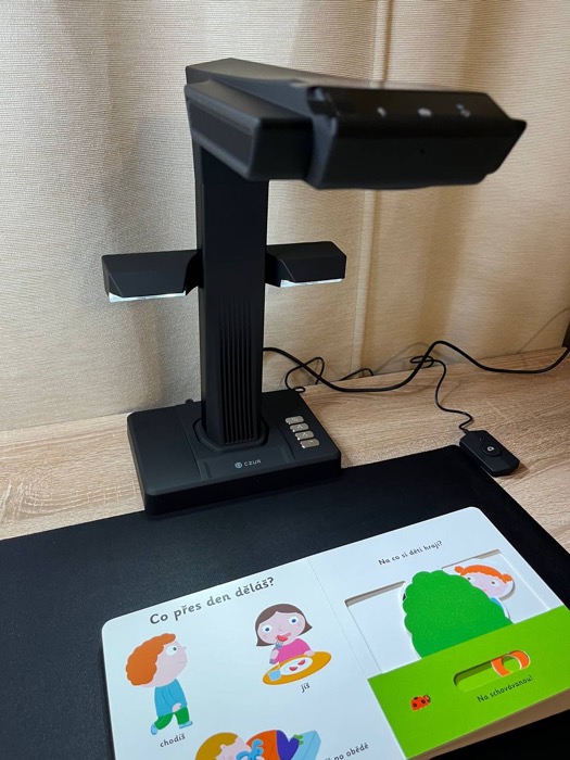 Czur Side Lights Eliminating Glare