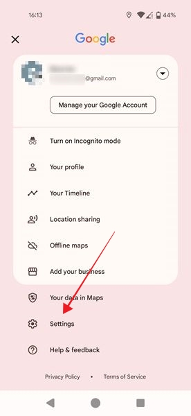 Tapping on Settings in Google Maps menu. 