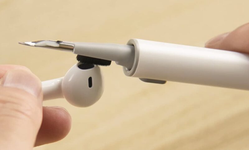 Aijeff Cleaning Kit For Airpods Cleaning Airpod