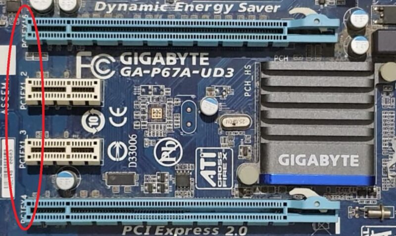 Motherboard PCIe slots