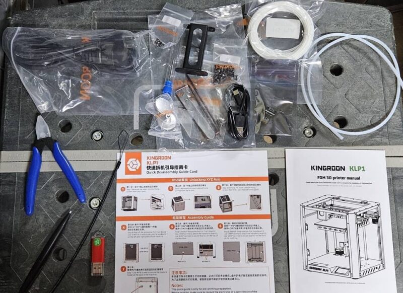 Accessories included with Kingroon 3D printer.