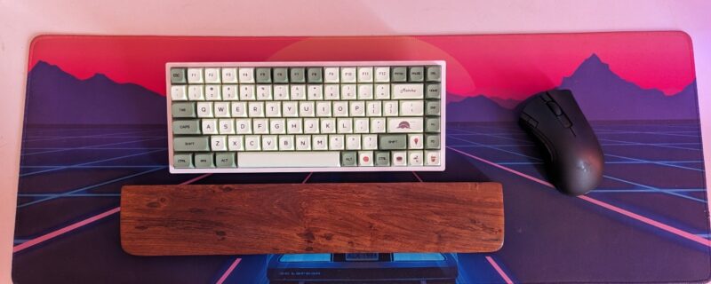 Wireless mechanical keyboard and mouse