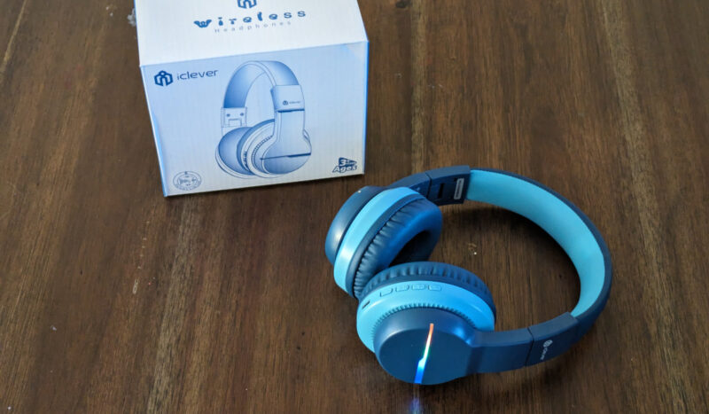 Iclever Headphones Out Of Box