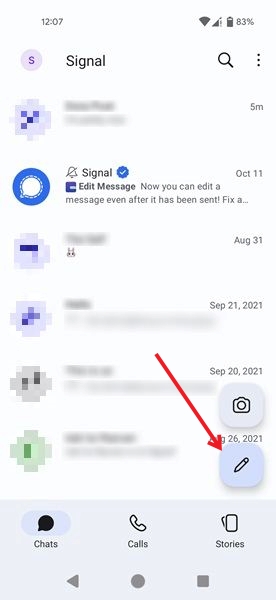 Clicking on pencil icon in the Signal app for Android.