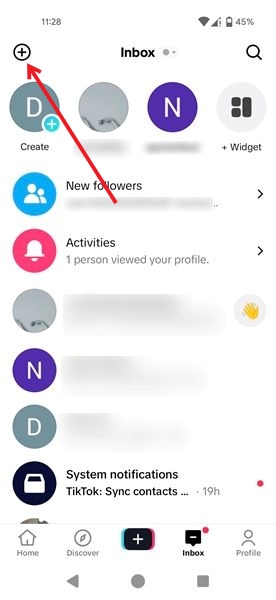 Tapping on the "+" button in the TikTok app for Android.