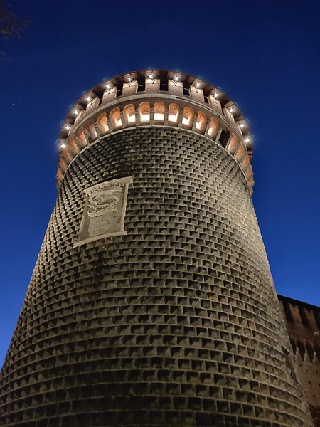 Night shot using OnePlus phone.