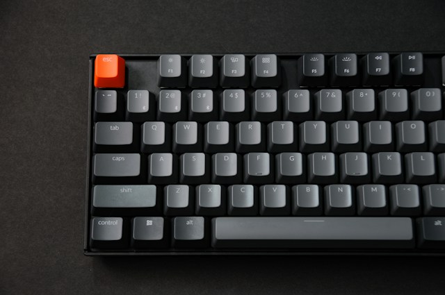 Keychron K8 keyboard 