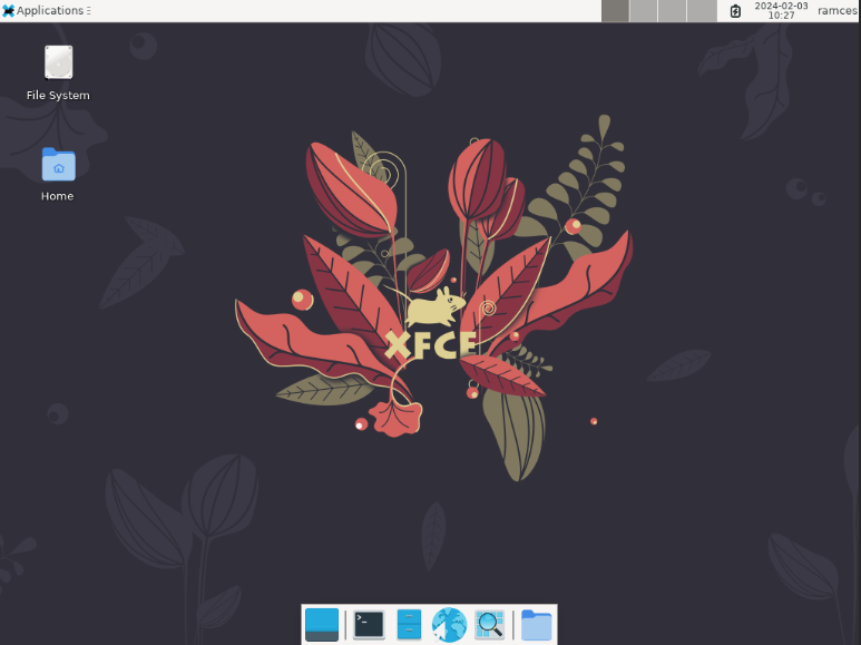 lightweight-linux-distros-alpine-linux A screenshot showing the default XFCE desktop in Alpine Linux.