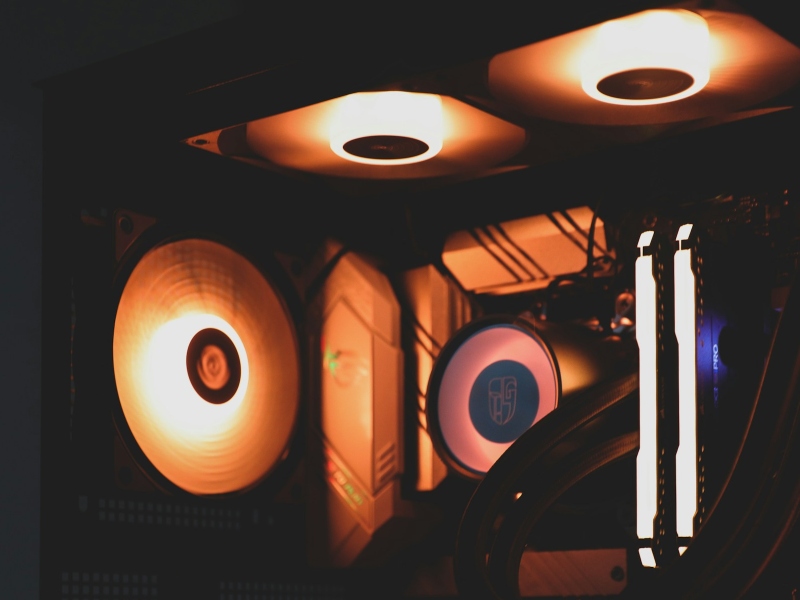 AIO liquid CPU cooler